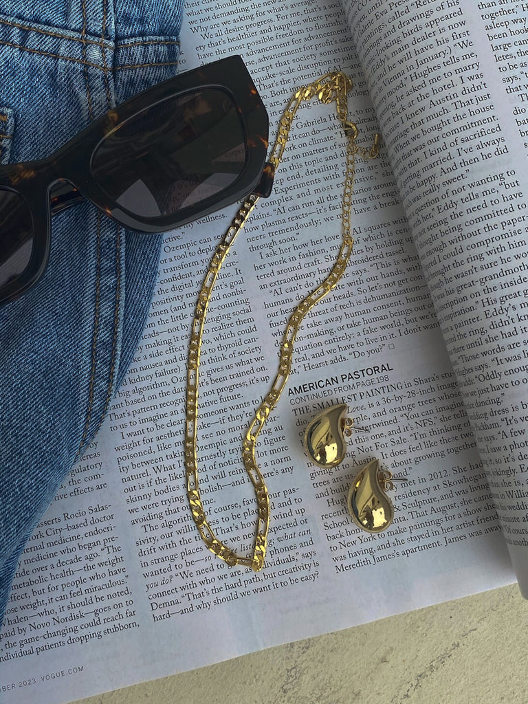 To the Curb Necklace in Gold