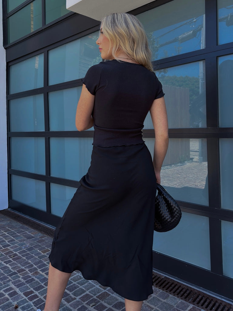 Nic Midi Skirt in Black