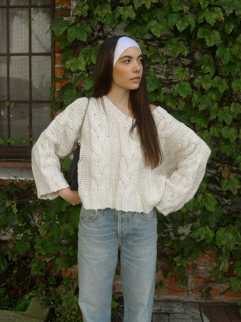 Hennsington Cable Knit Sweater in Ivory