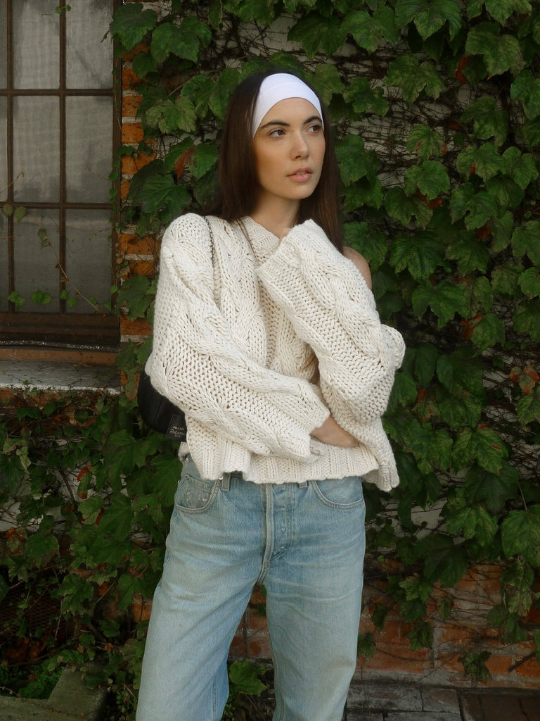 Hennsington Cable Knit Sweater in Ivory