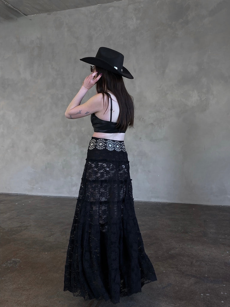 Chantilly Maxi Skirt in Black