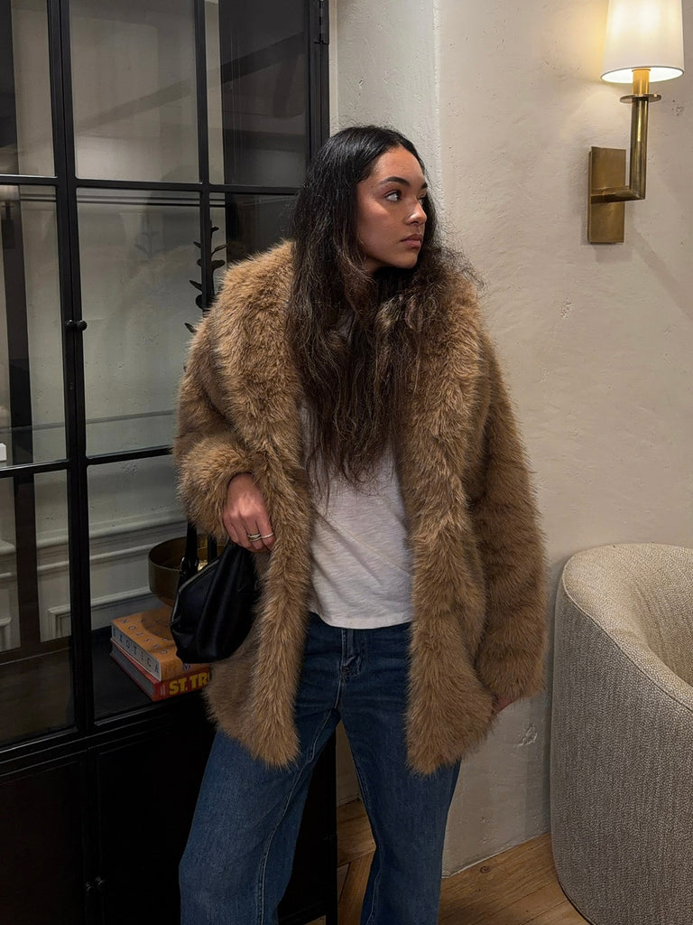 Logan Faux Fur Coat Mink | Rebel Violet