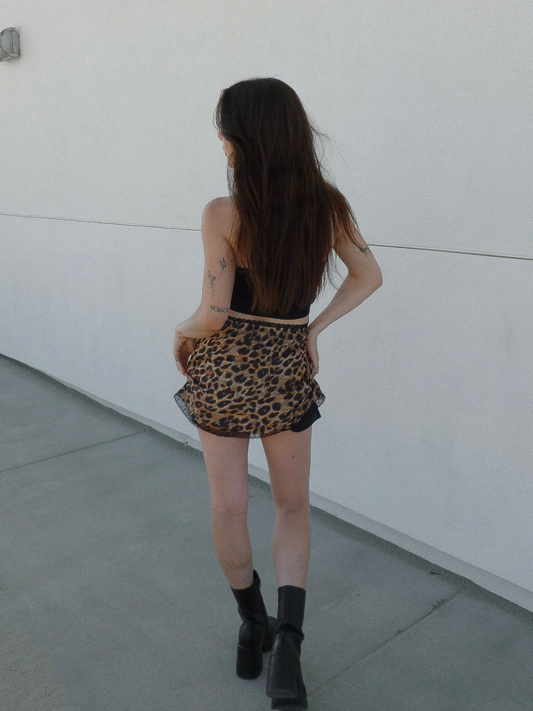 Leah Mini Skirt in Leopard