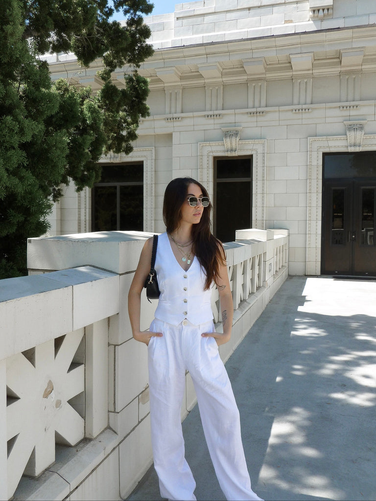 Charter Linen Vest in White