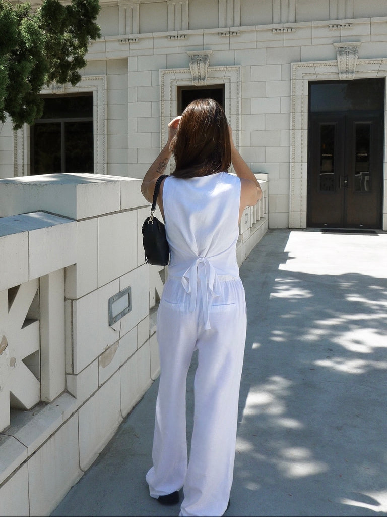 Charter Linen Vest in White