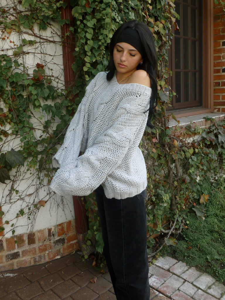 Hennsington Cable Knit Sweater in Grey