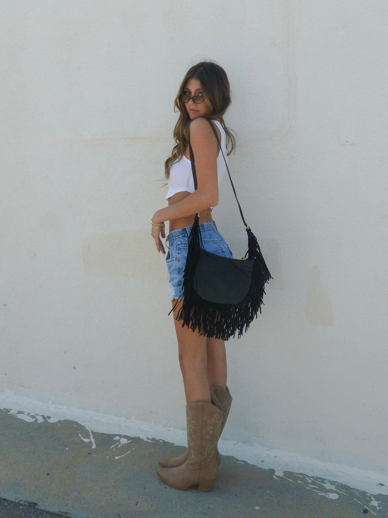 Dweller Fringe Shoulder Bag in Black