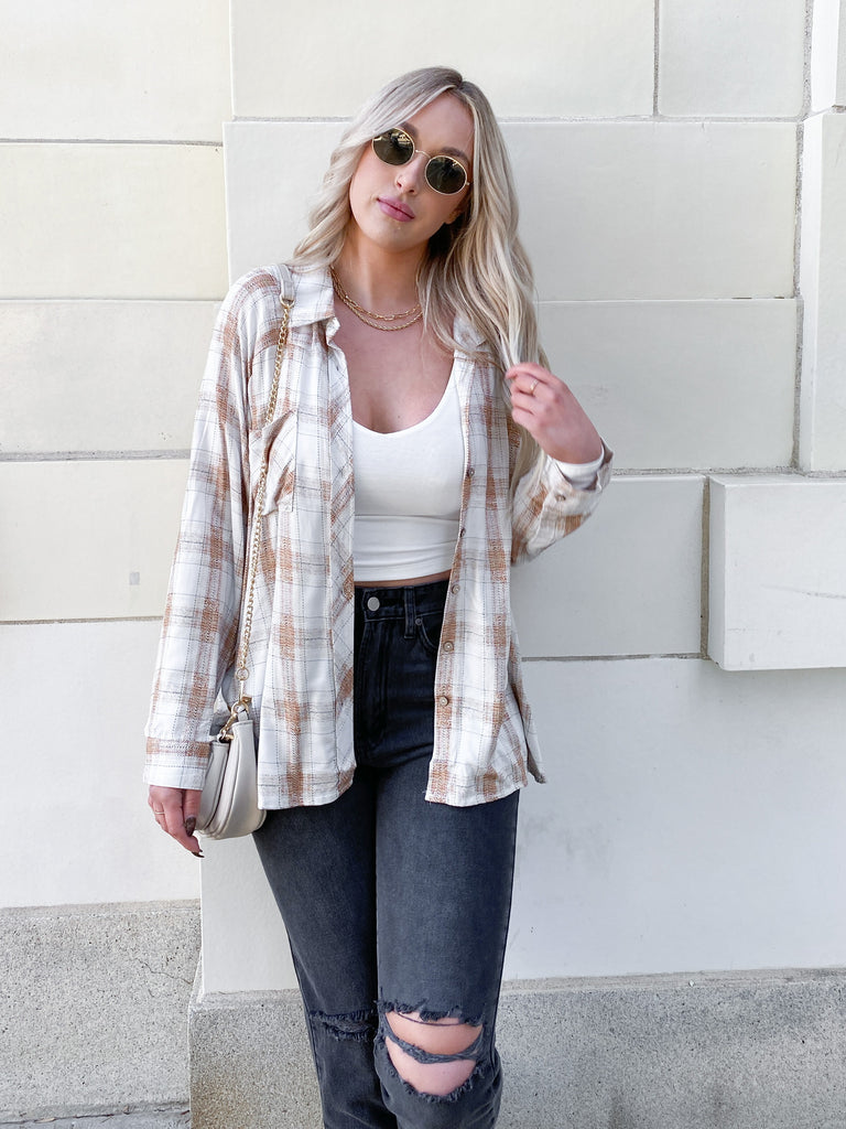 Kelson Button Down in Toffee