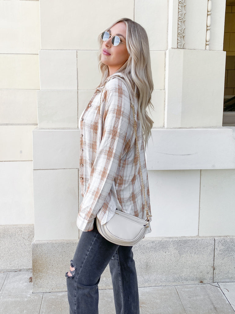 Kelson Button Down in Toffee