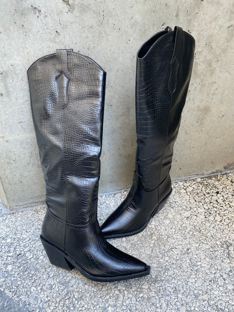 Ulise Croc Boots in Black by BILLINI